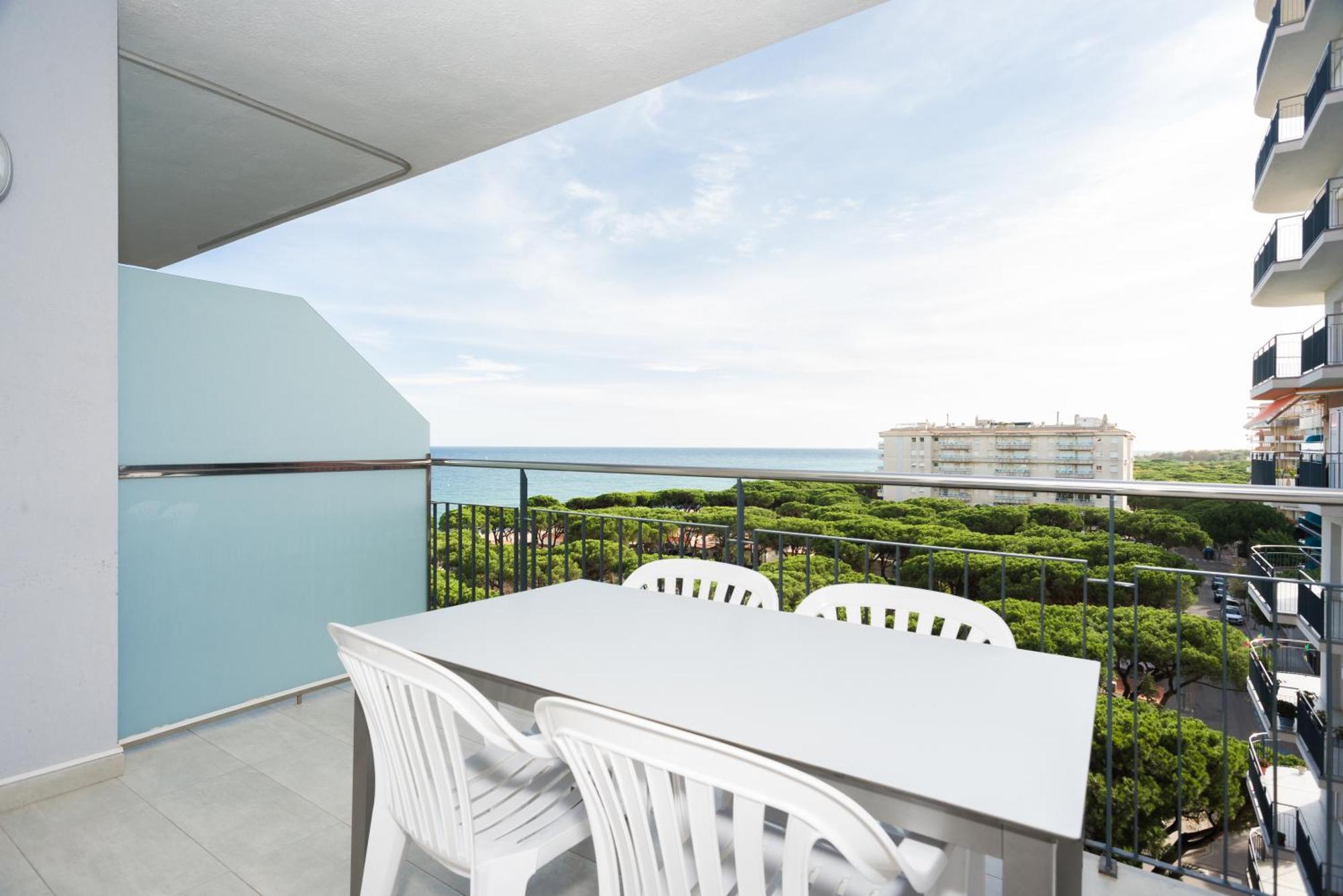 Apartamentos Blanes-Condal Costa Brava Екстер'єр фото